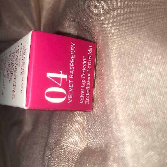 Velvet lip perfect or - Picture 2 of 3